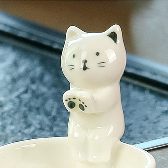 Cute Cat Candle Holder