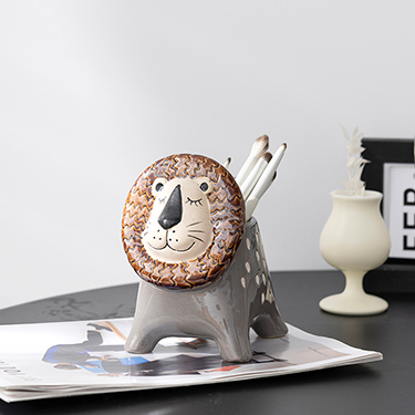 Modern Creative Ceramic Lion Decorations