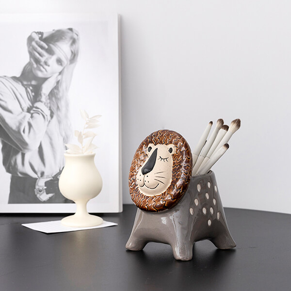Modern Creative Ceramic Lion Decorations