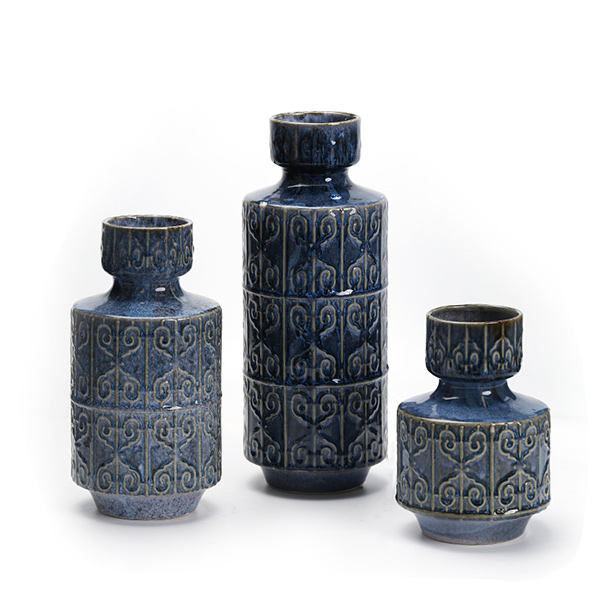 Luxury Embossed Vintage Ceramic Vase